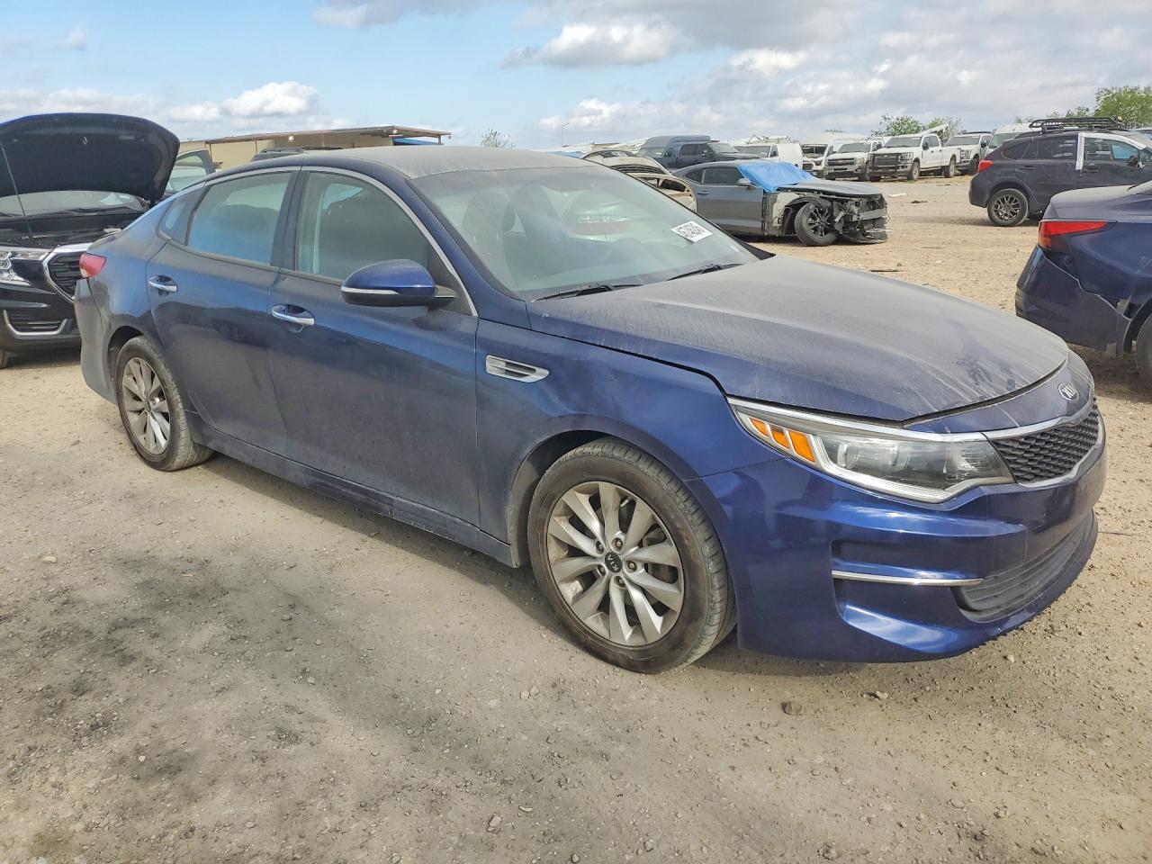 2017 KIA OPTIMA LX photo 7