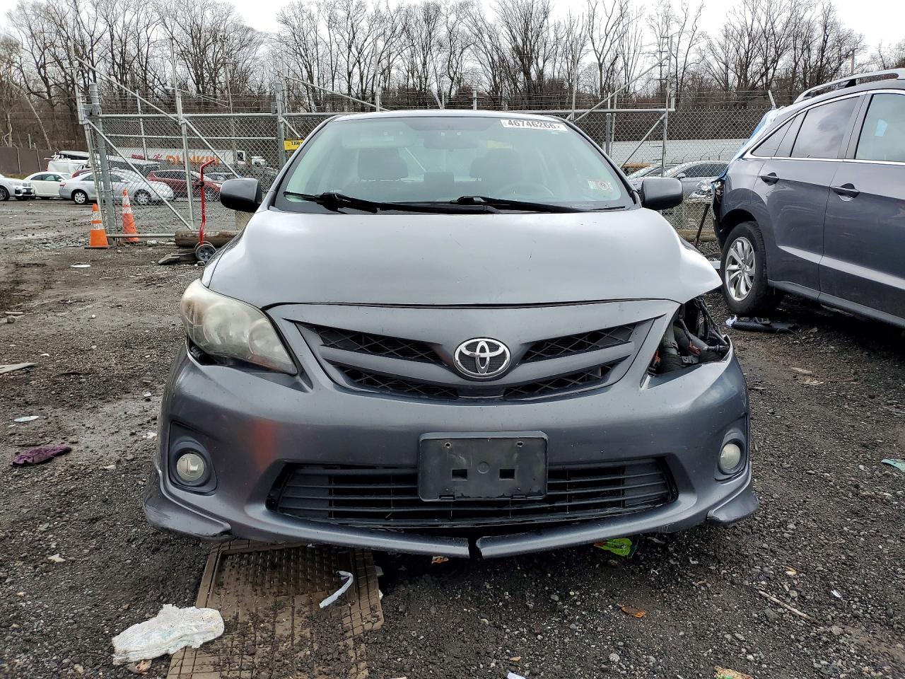 2013 TOYOTA COROLLA S photo 5