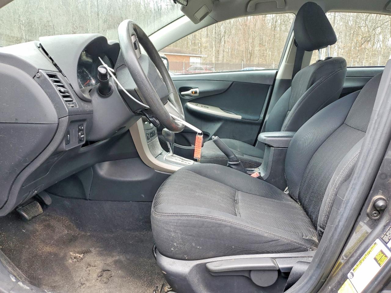 2013 TOYOTA COROLLA S photo 7