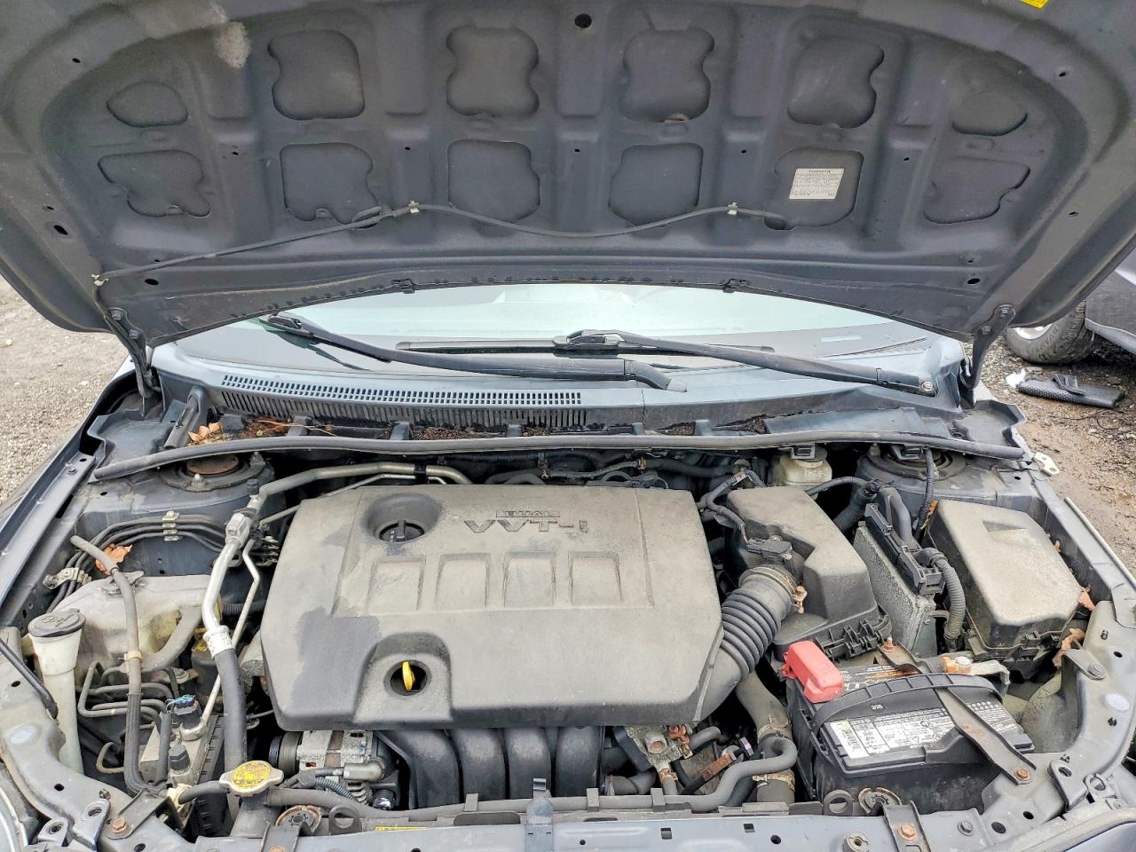 2013 TOYOTA COROLLA S photo 11