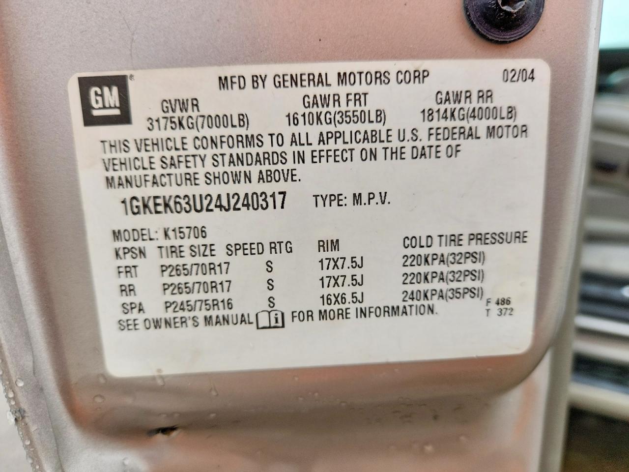 2004 GMC YUKON DENALI photo 37