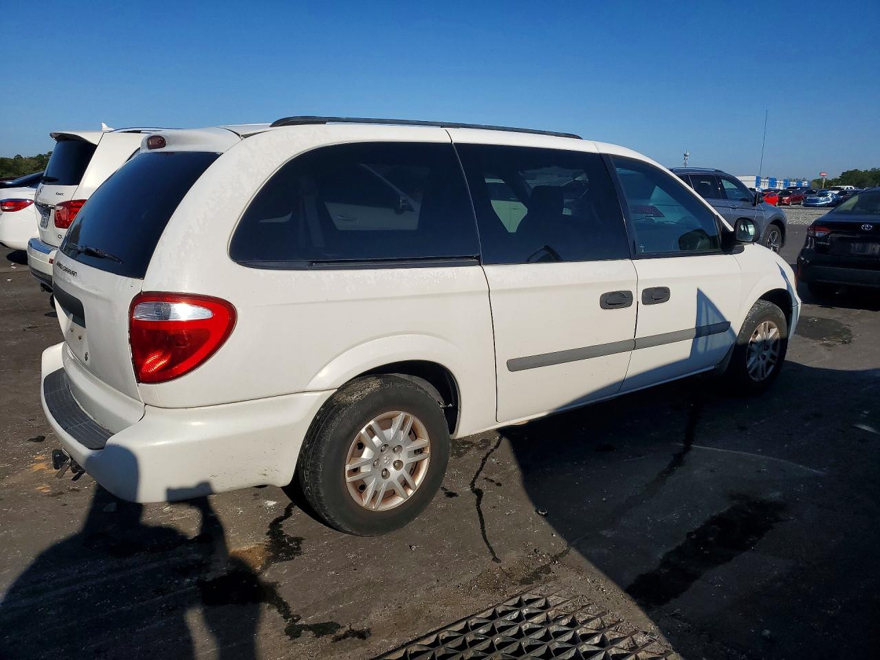 2007 DODGE GRAND CARAVAN SE photo 3