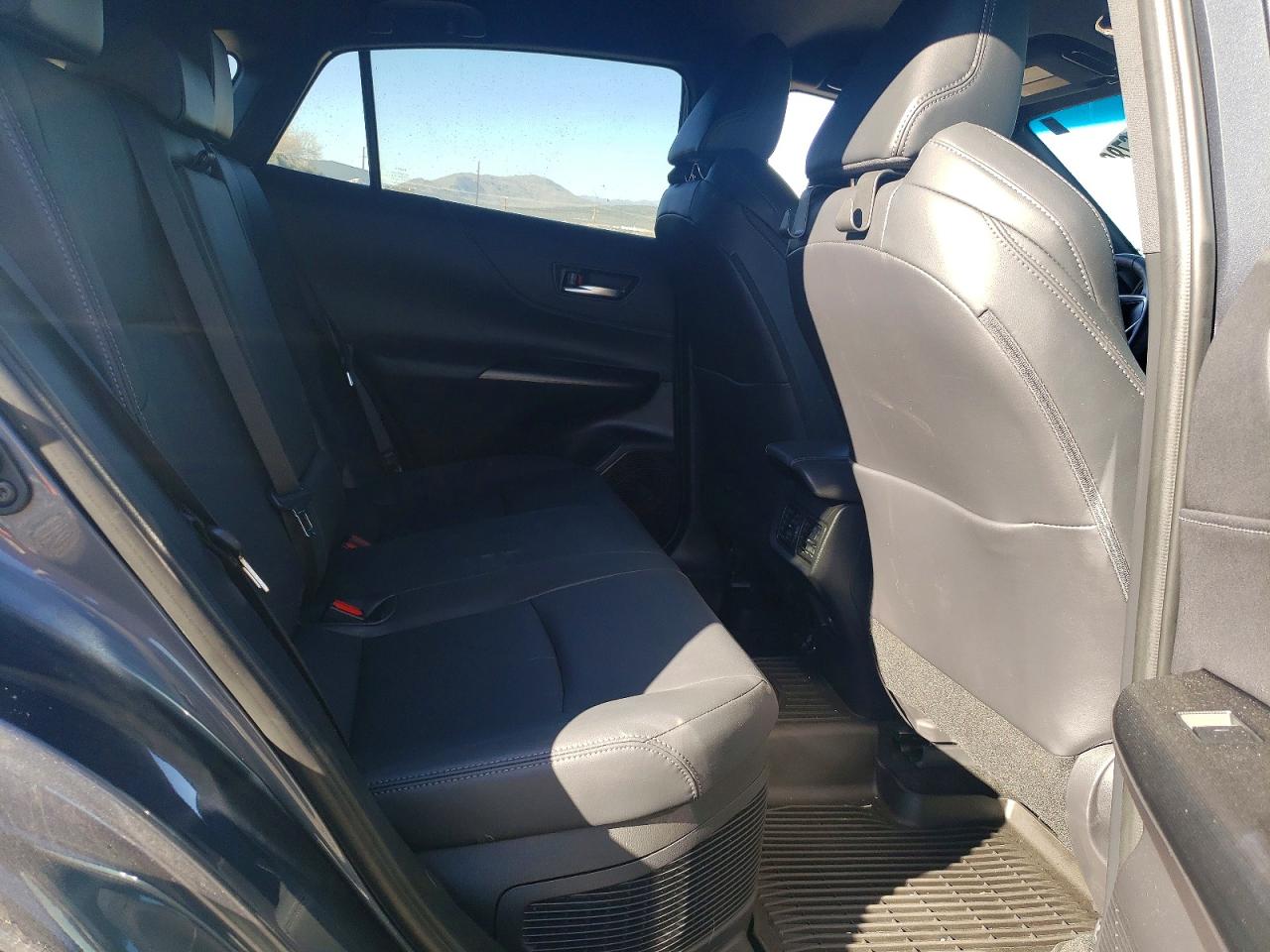 2024 TOYOTA VENZA XLE photo 21