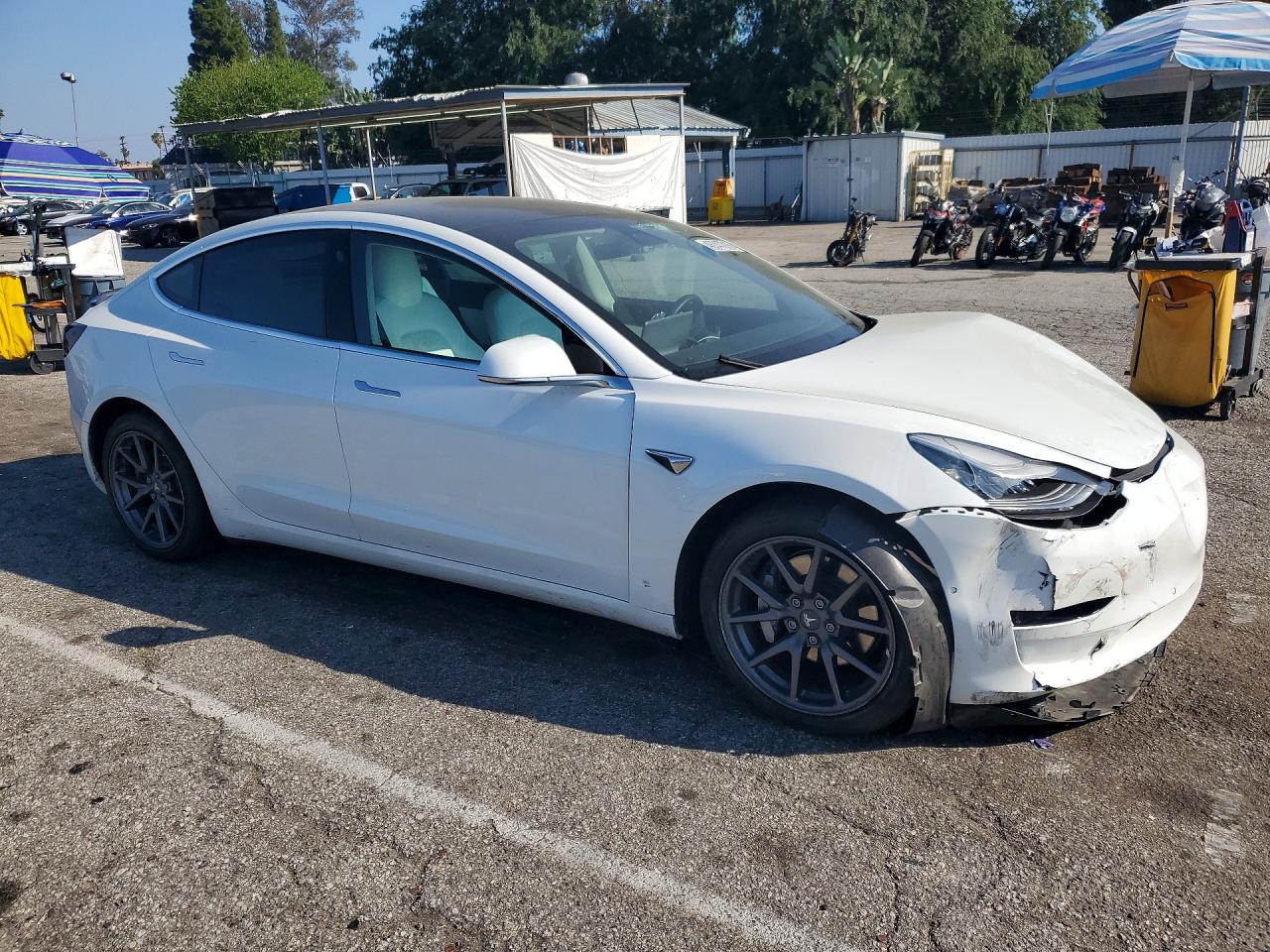 2020 TESLA MODEL 3 photo 4