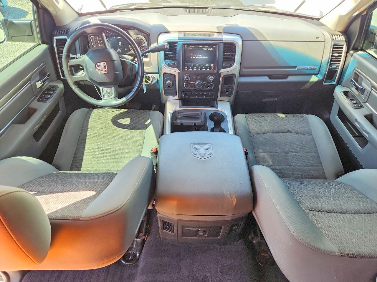 2018 RAM 2500 SLT photo 15