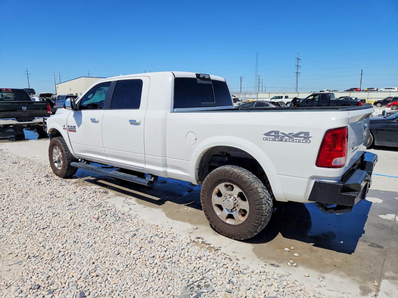 2018 RAM 2500 SLT photo 3