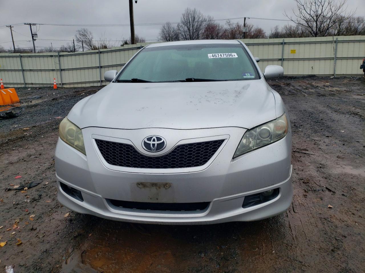 2009 TOYOTA CAMRY SE photo 9
