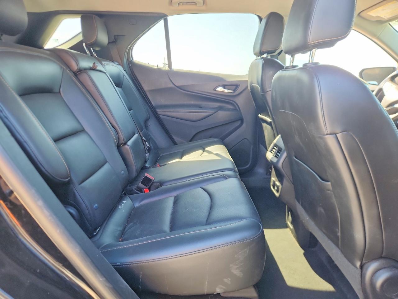 2018 CHEVROLET EQUINOX PREMIER photo 31