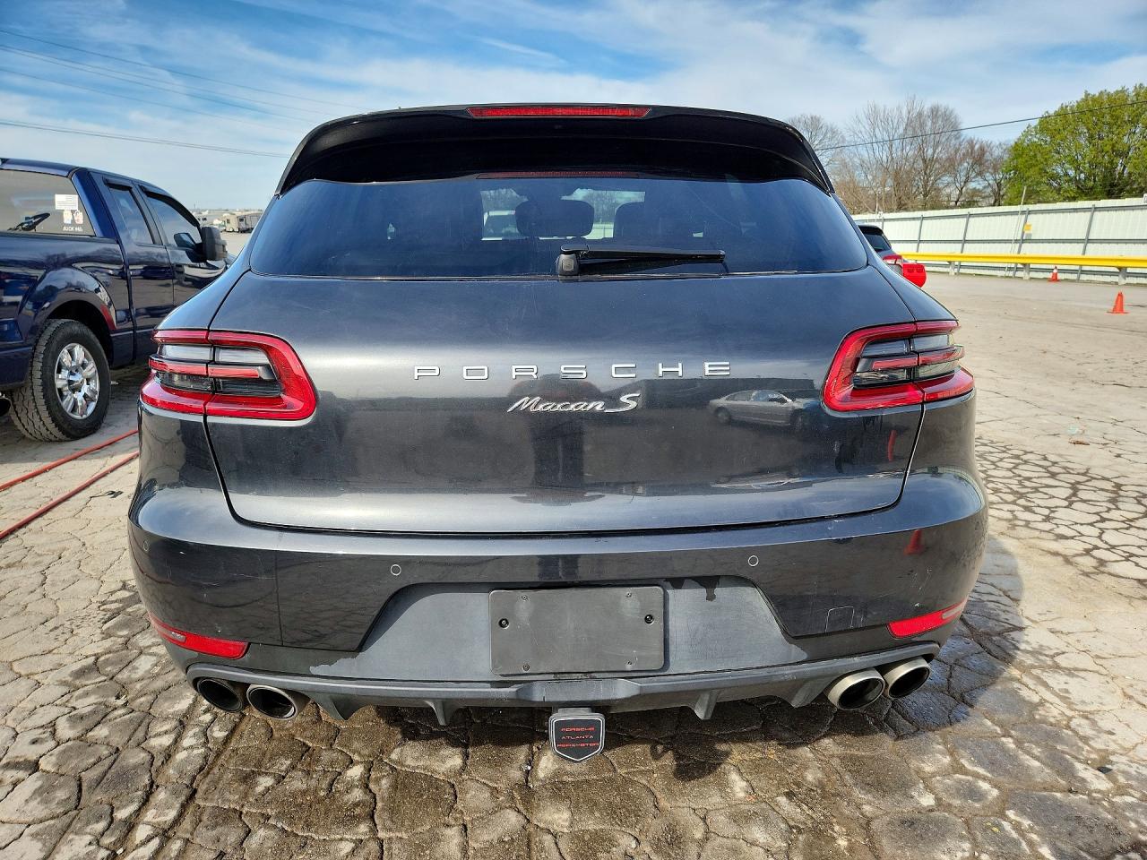 2018 PORSCHE MACAN S photo 6