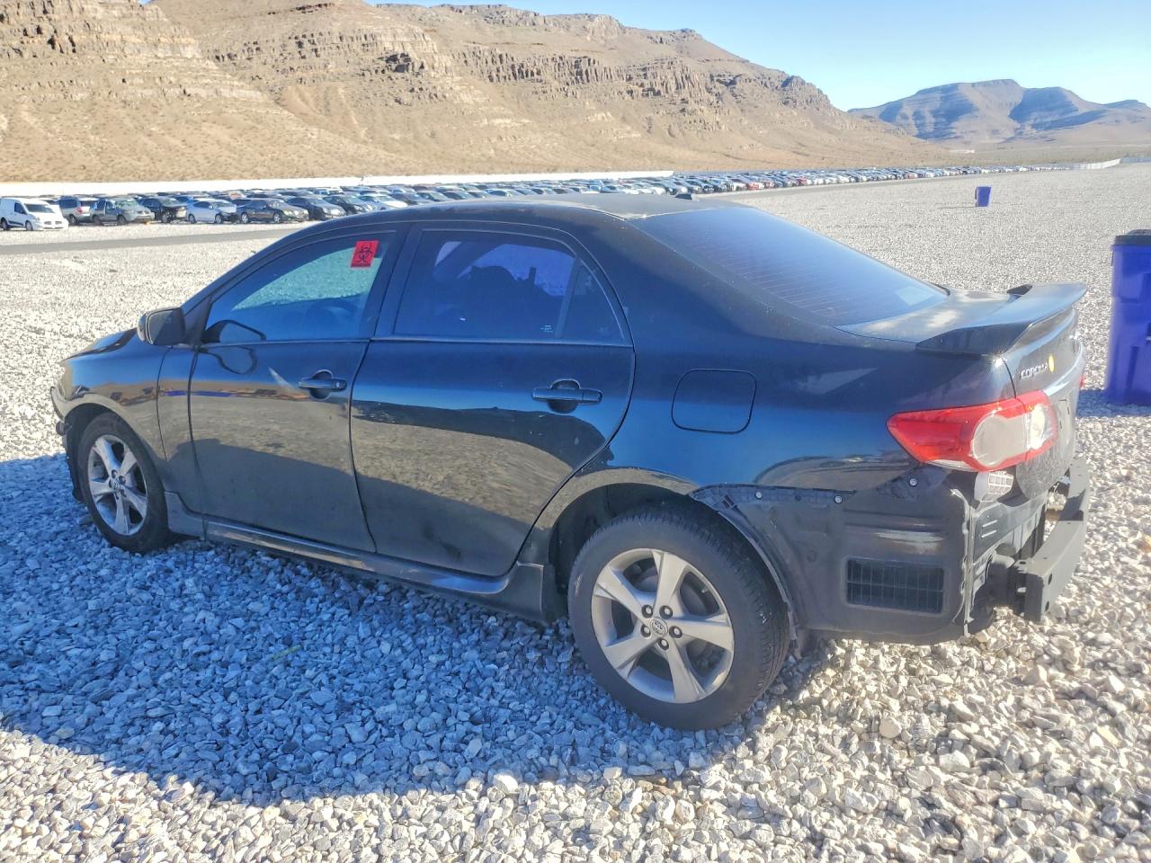 2011 TOYOTA COROLLA S photo 2