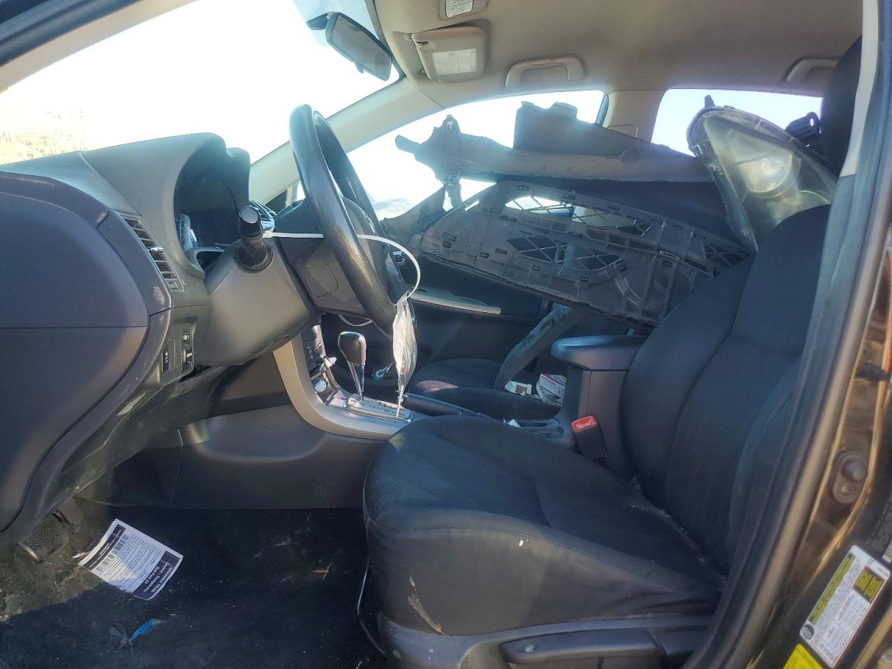 2011 TOYOTA COROLLA S photo 7
