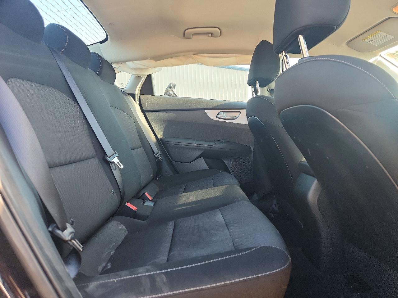 2024 KIA FORTE LX photo 28