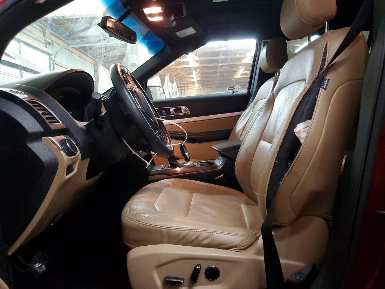 2016 FORD EXPLORER XLT photo 7