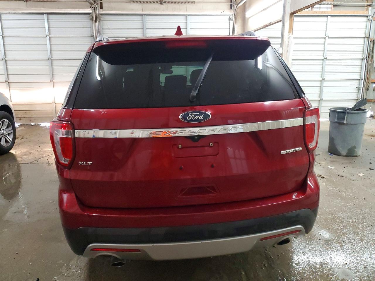 2016 FORD EXPLORER XLT photo 6