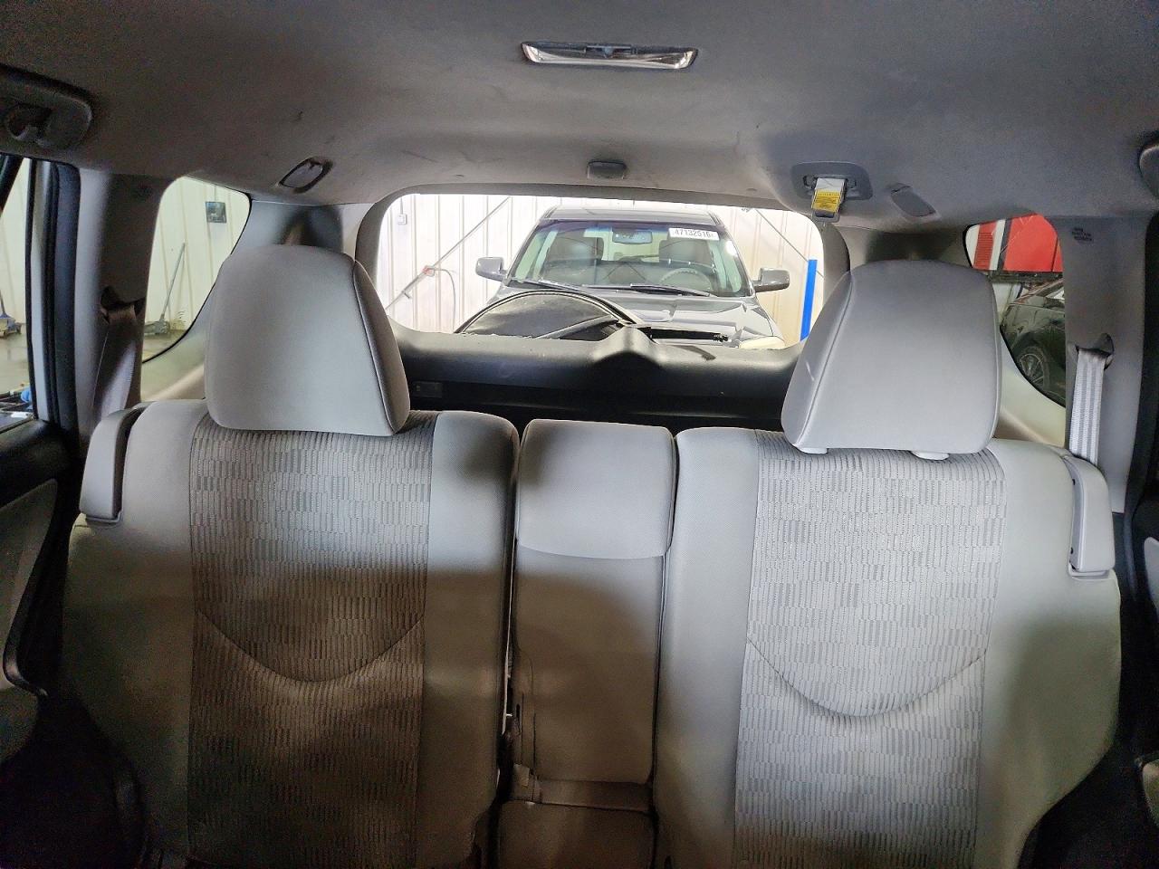 2012 TOYOTA RAV4 BASE photo 10