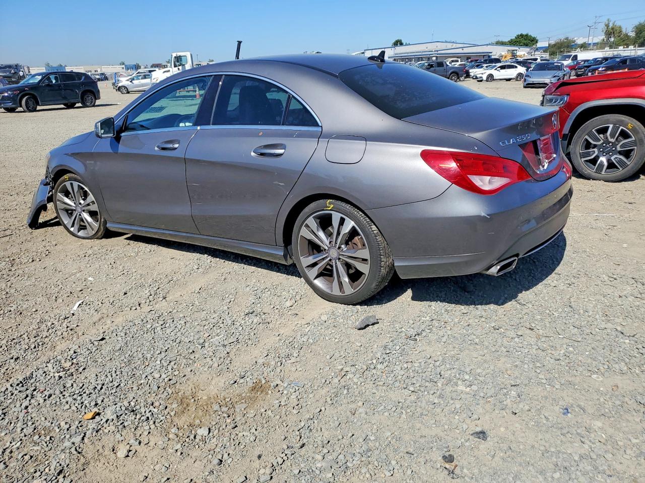 2016 MERCEDES-BENZ CLA 250 photo 2
