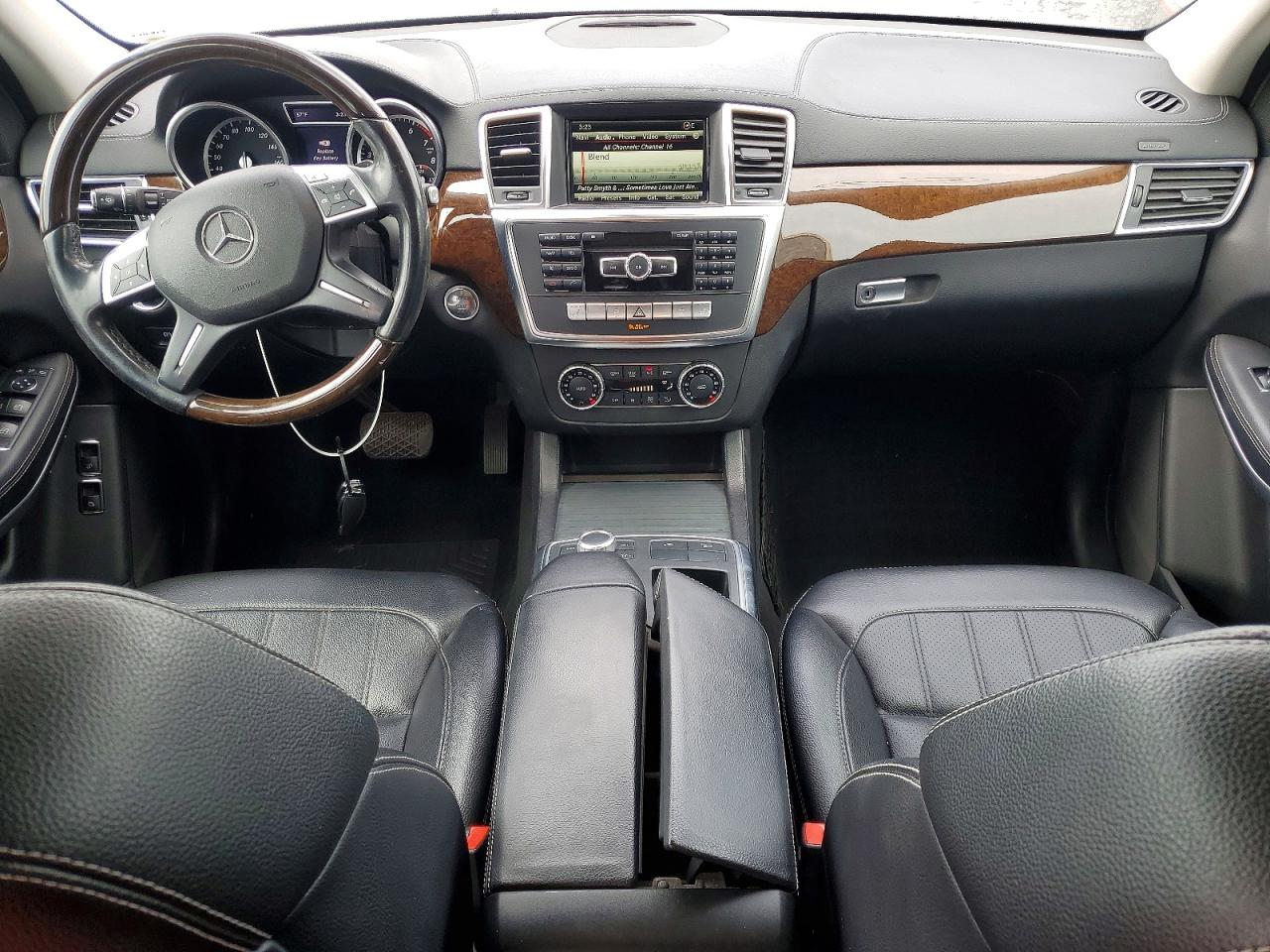 2014 MERCEDES-BENZ GL 450 4MATIC photo 22