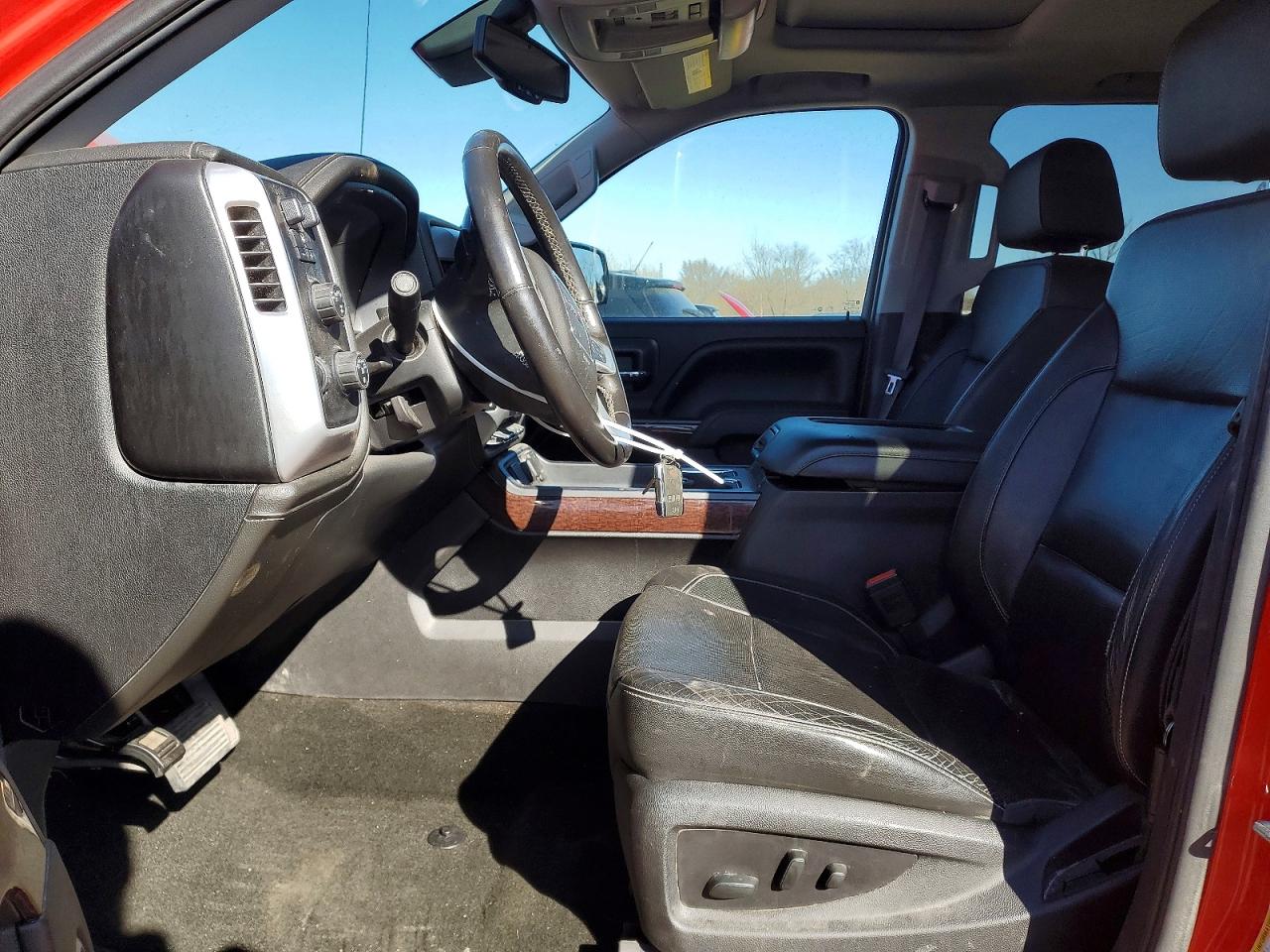 2017 GMC SIERRA K1500 SLT photo 7