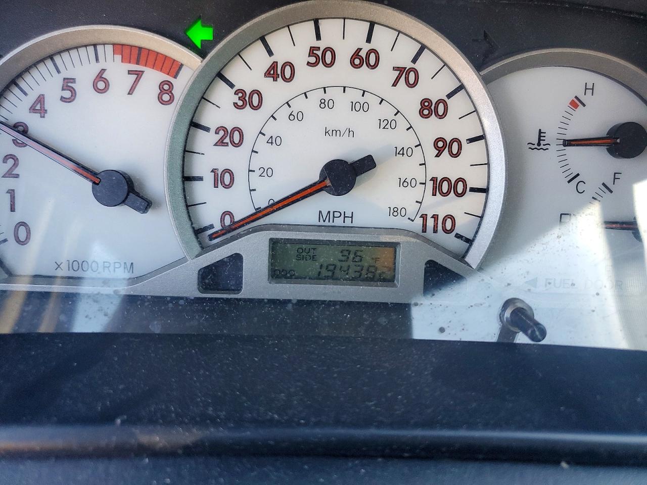 2005 TOYOTA COROLLA S photo 9