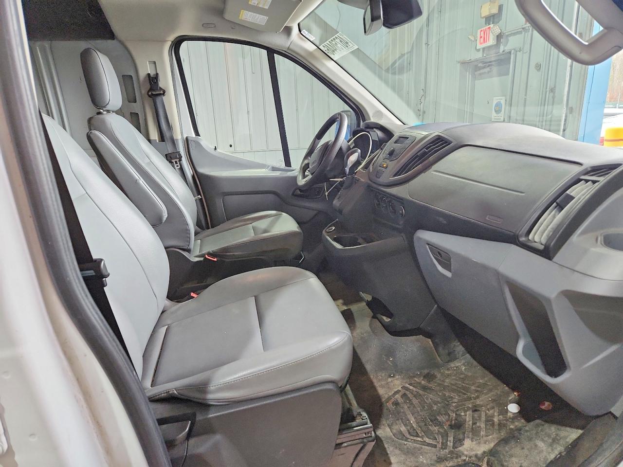 2018 FORD TRANSIT T-150 photo 11