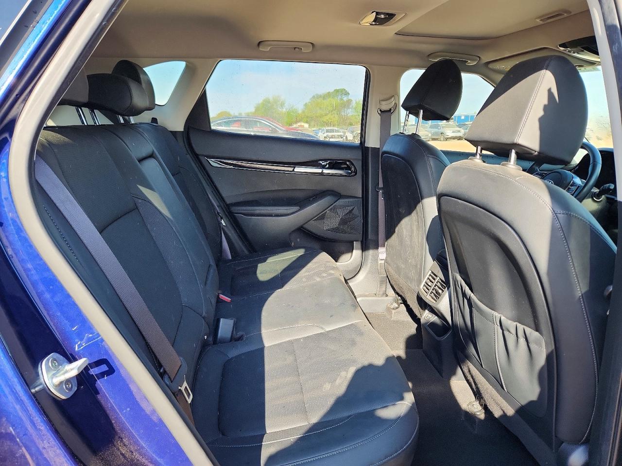 2021 KIA SELTOS EX photo 11