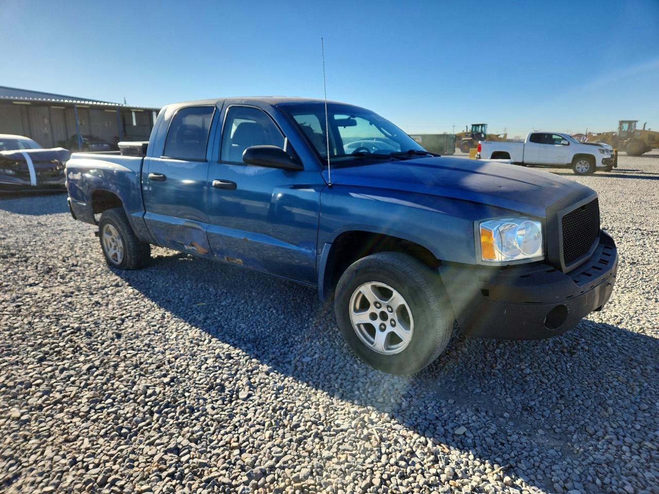 2005 DODGE DAKOTA QUAD SLT photo 10