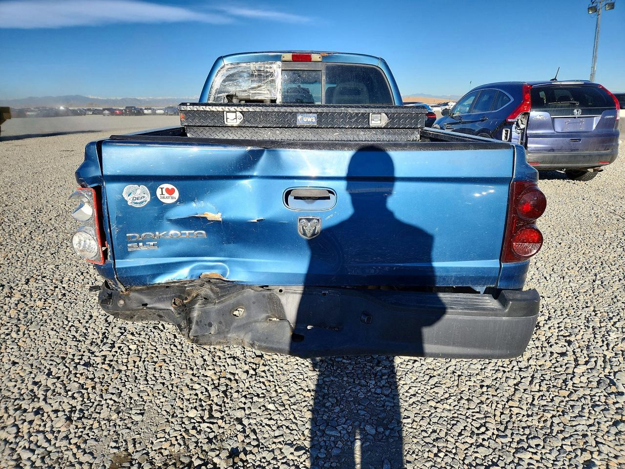 2005 DODGE DAKOTA QUAD SLT photo 16