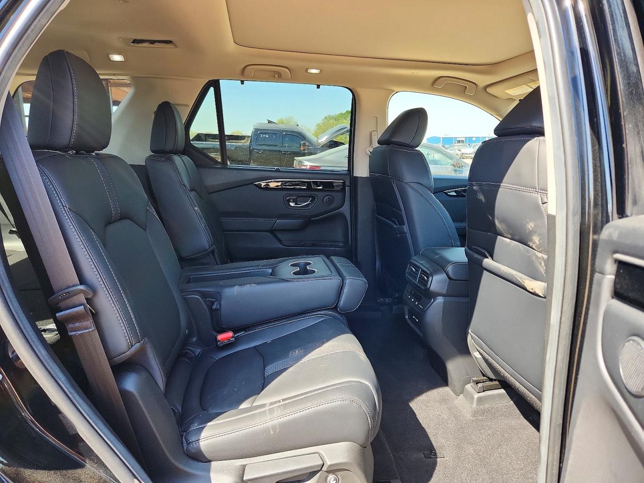 2025 HONDA PILOT TOURING photo 31