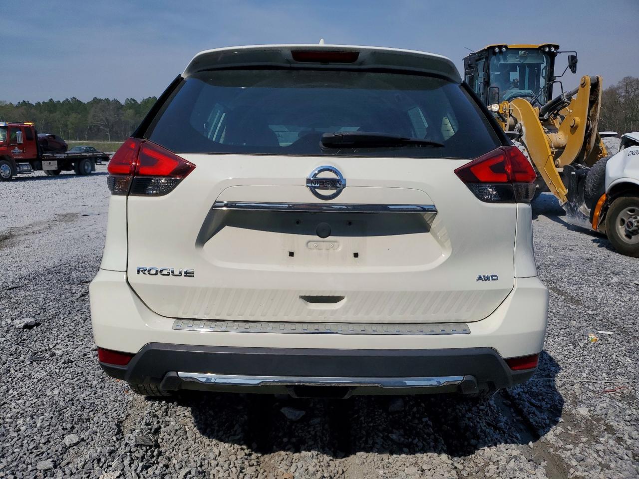 2017 NISSAN ROGUE S photo 6