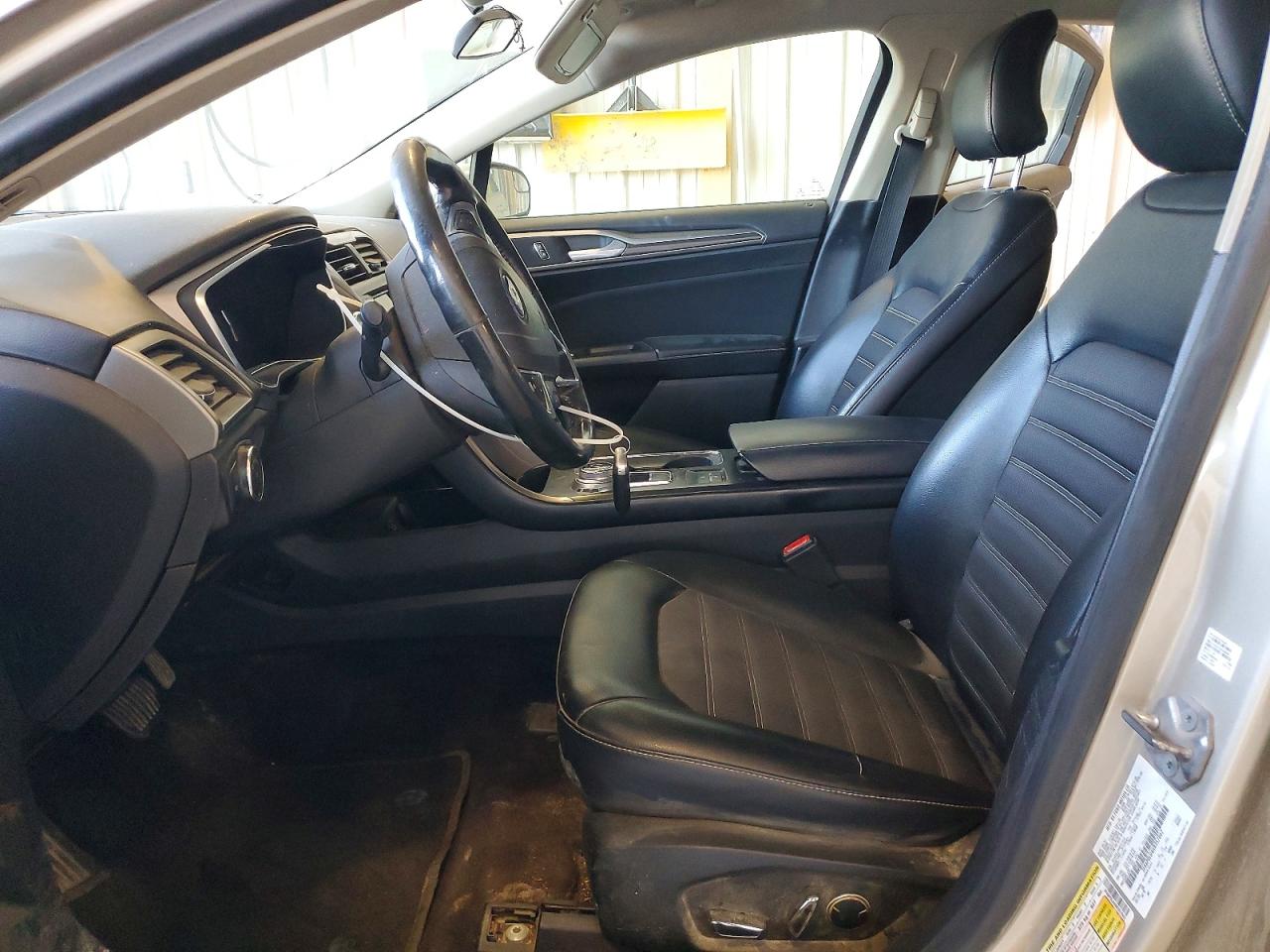 2017 FORD FUSION SE HYBRID photo 13