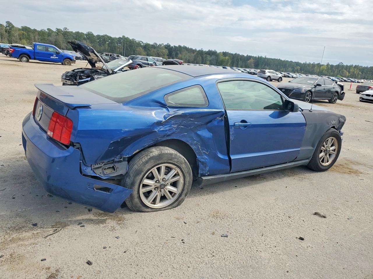 2007 FORD MUSTANG photo 7