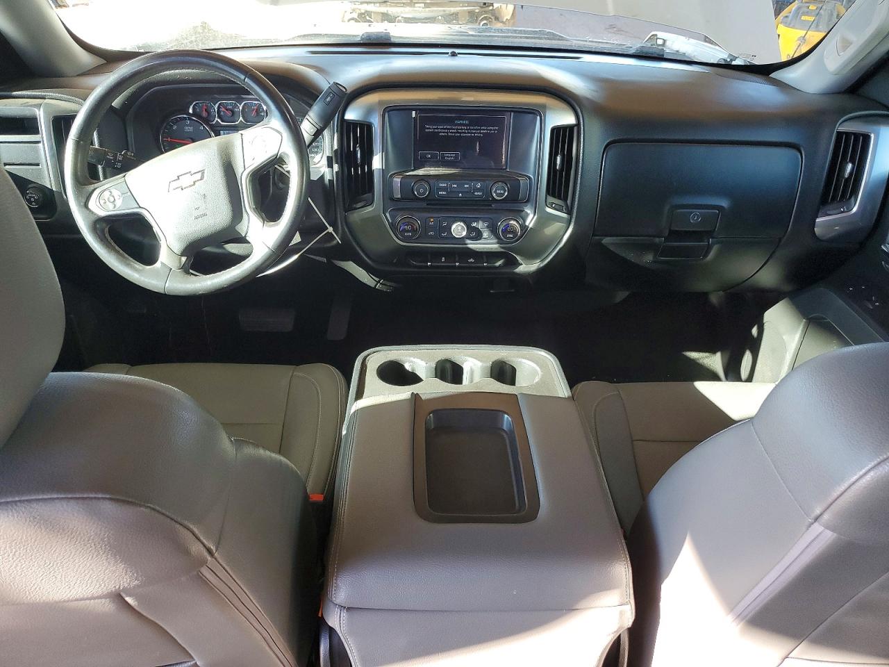 2017 CHEVROLET SILVERADO C1500 LT photo 8