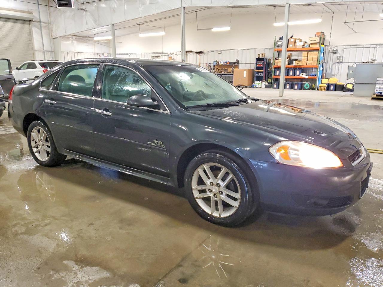 2012 CHEVROLET IMPALA LTZ photo 4