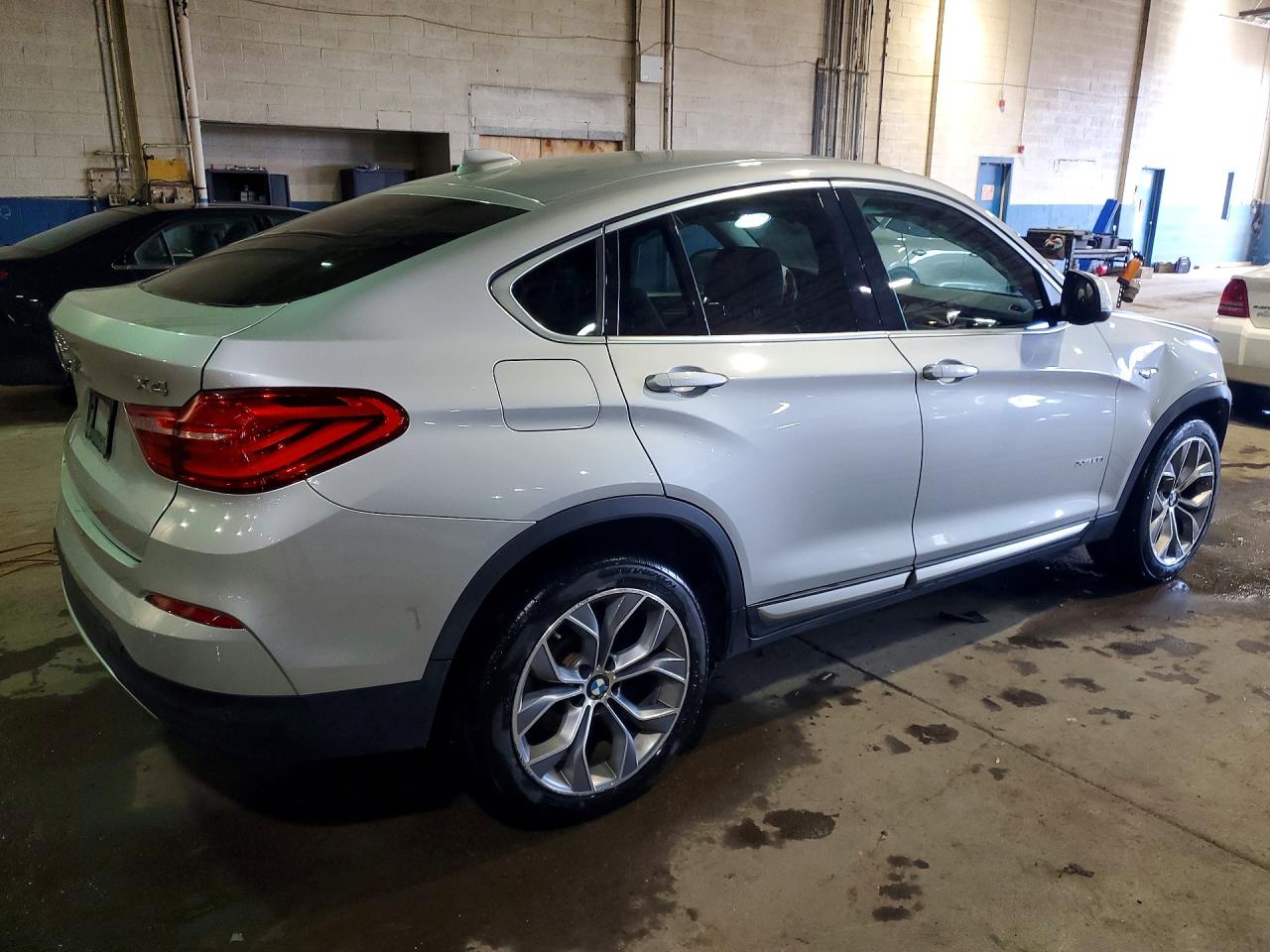 2015 BMW X4 XDRIVE28I photo 3