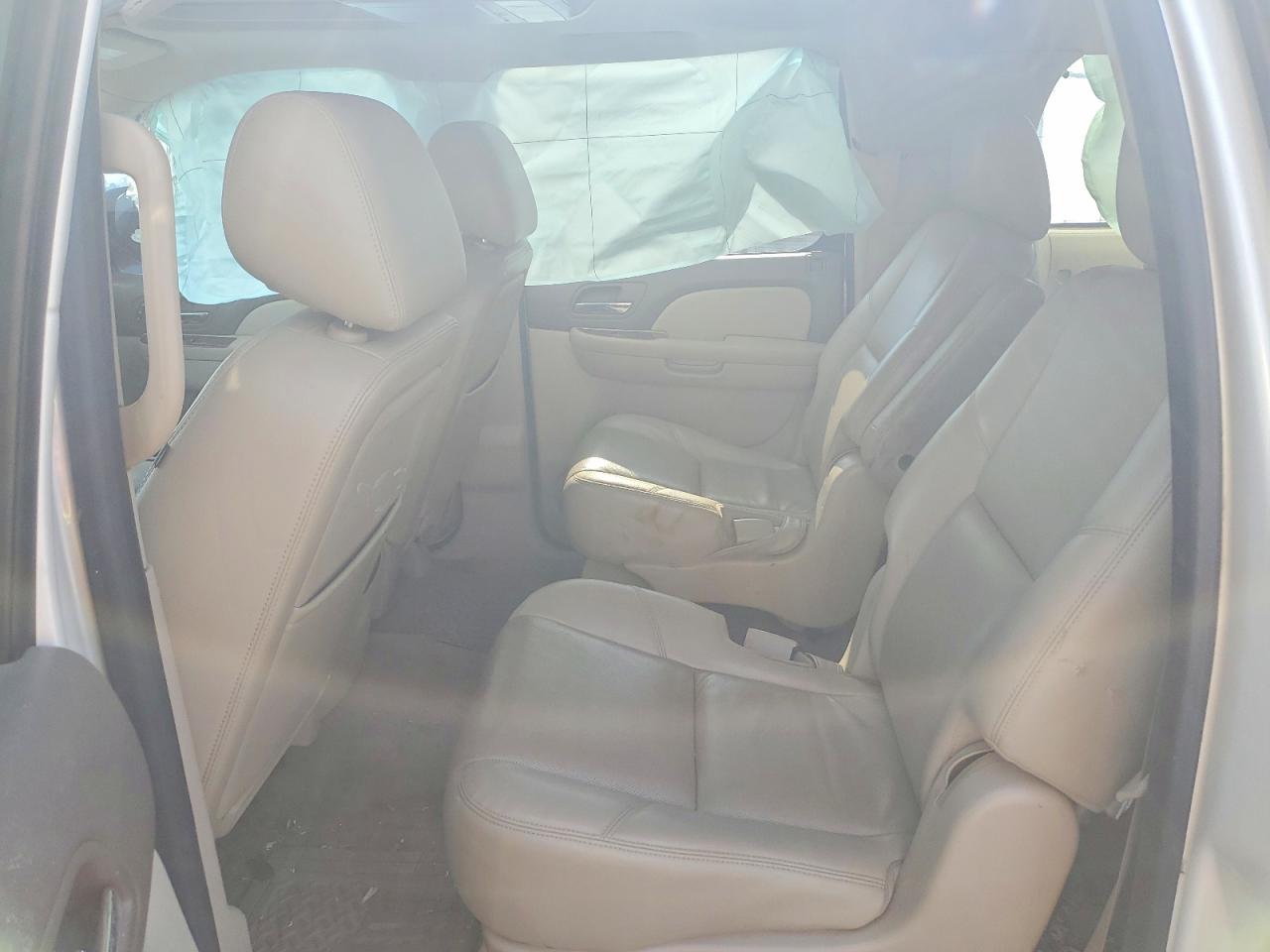 2013 CHEVROLET SUBURBAN C1500 LTZ photo 11