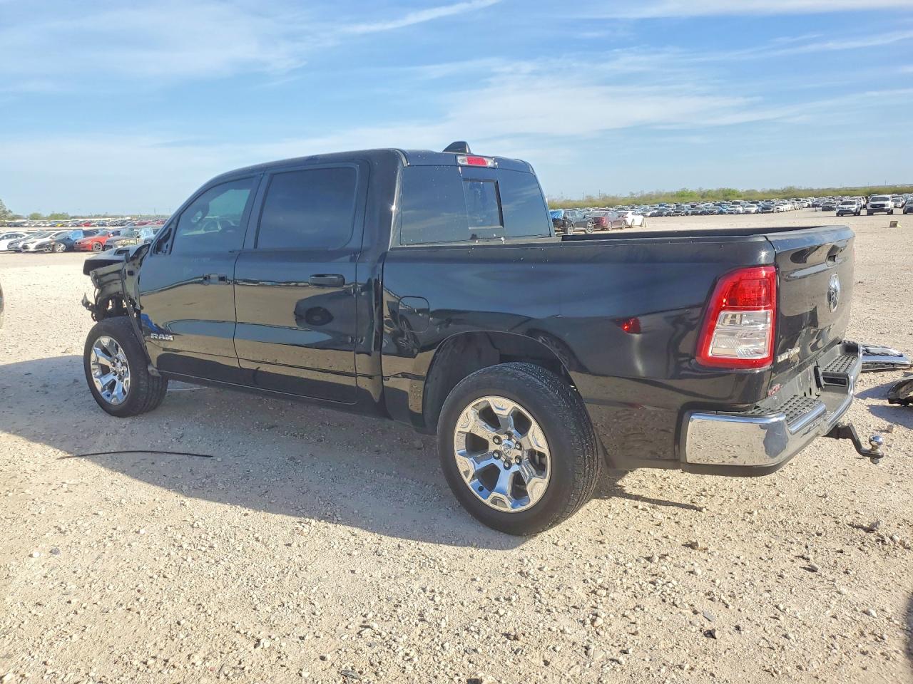 2023 RAM 1500 BIG HORN photo 4