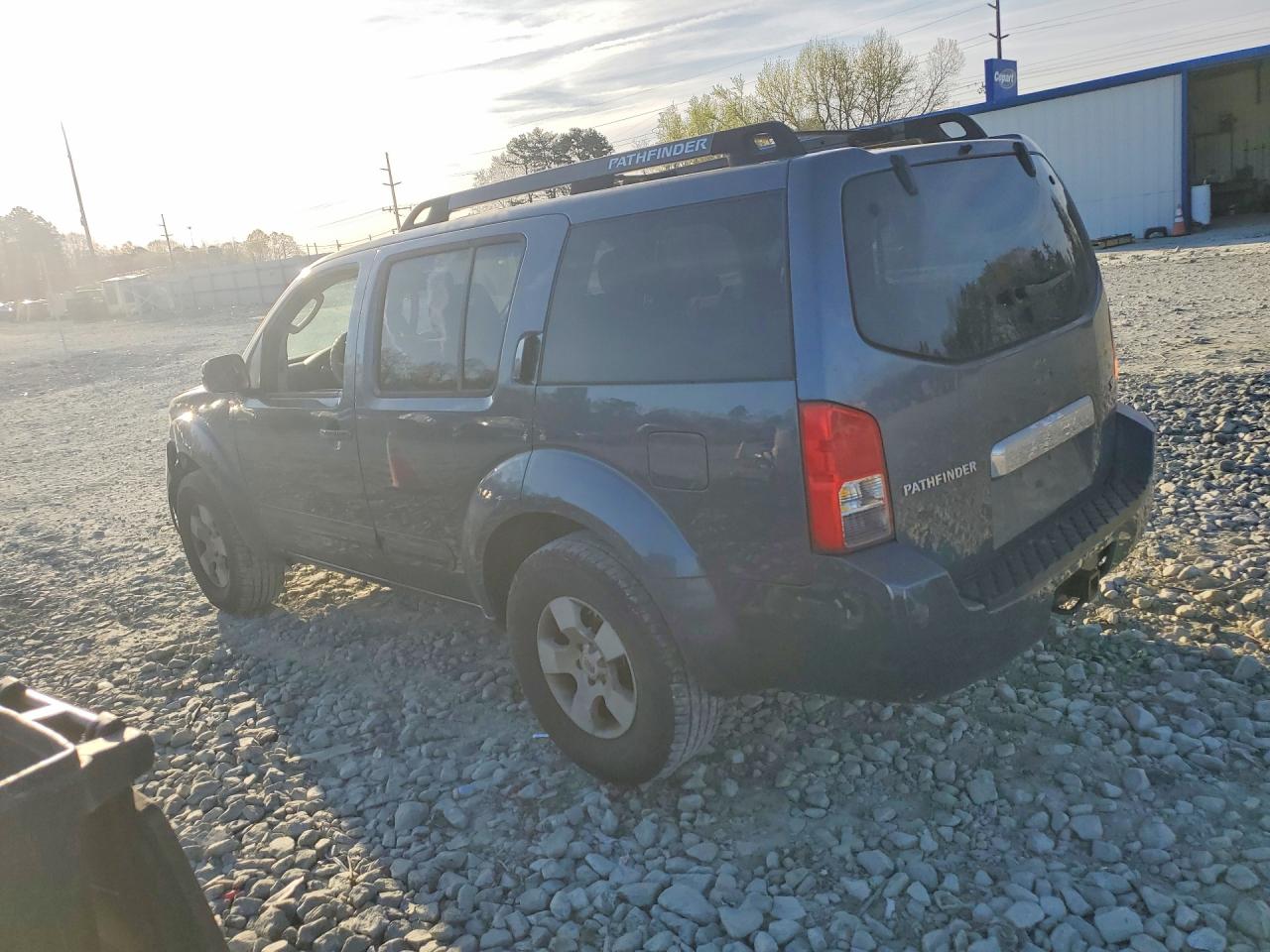 2006 NISSAN PATHFINDER S photo 3