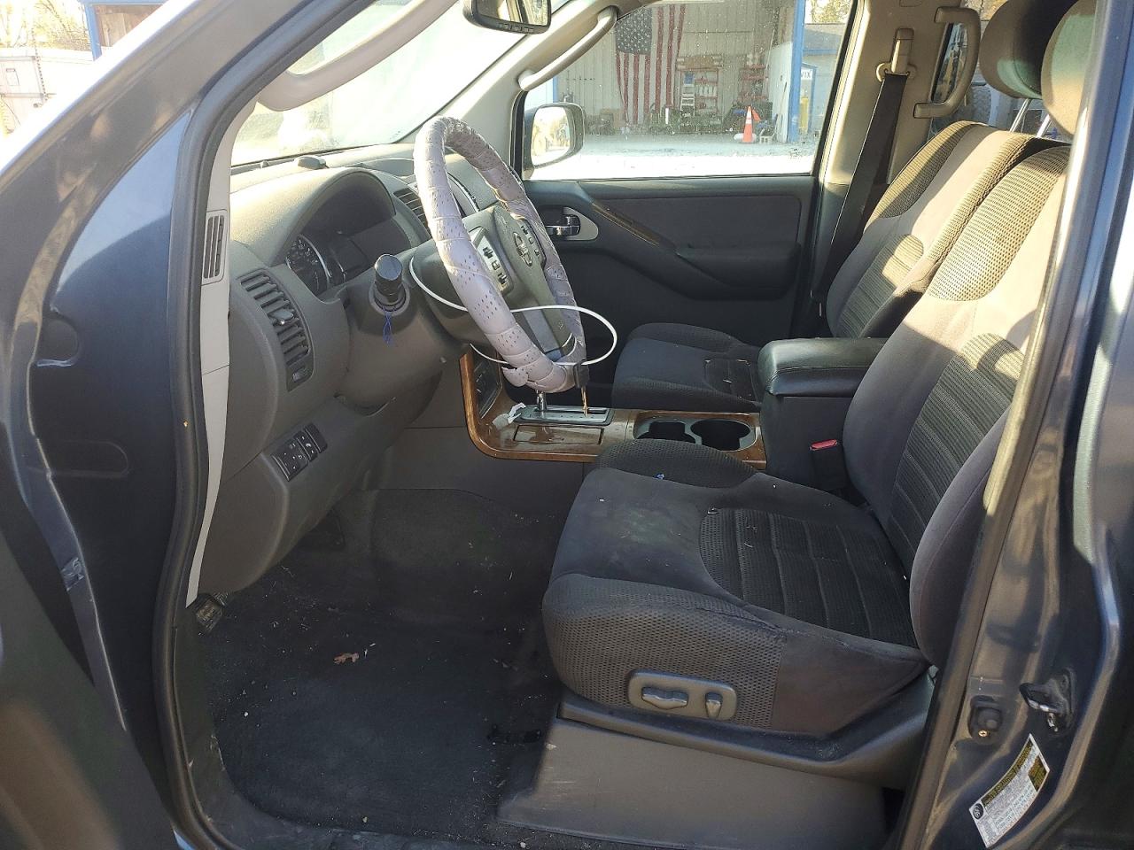 2006 NISSAN PATHFINDER S photo 13