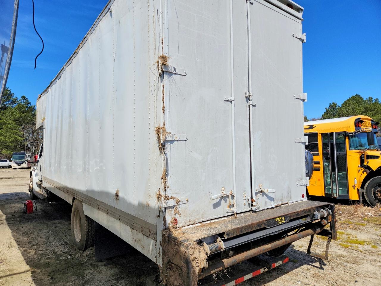 2015 FREIGHTLINER BUSINESS CLASS M2 BOX TRUCK photo 5