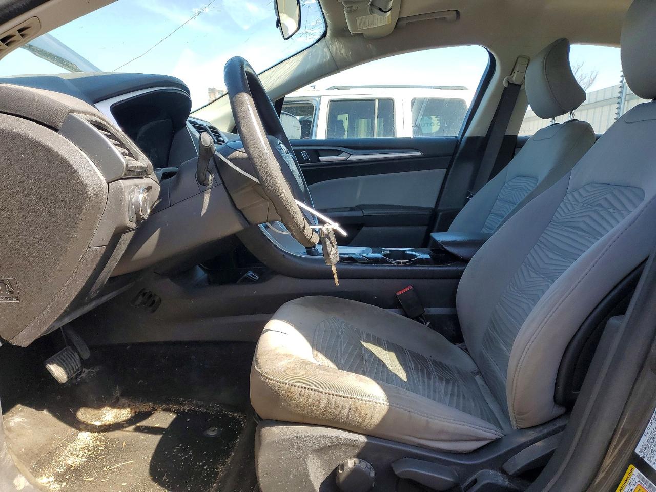 2016 FORD FUSION S photo 13