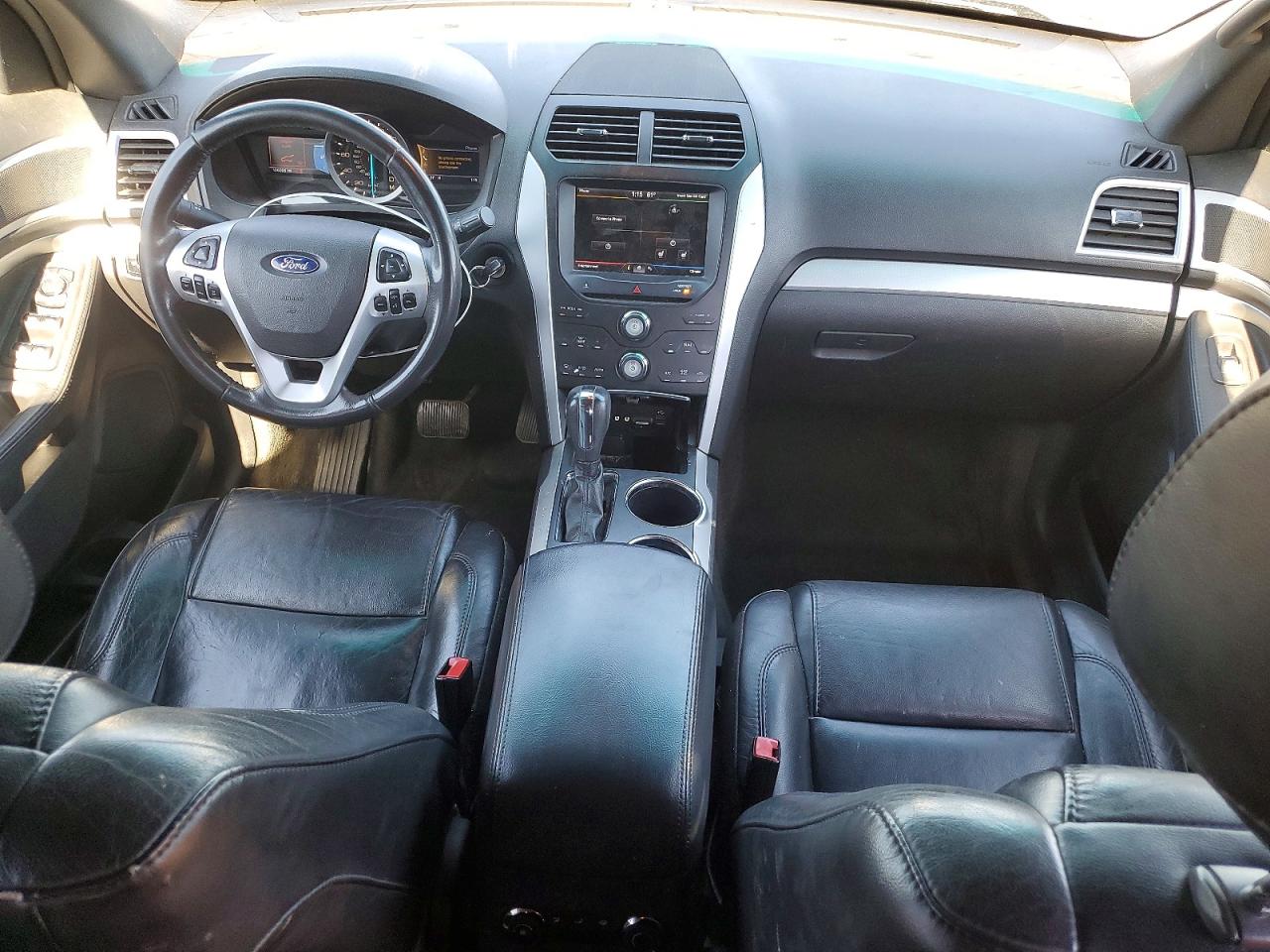 2013 FORD EXPLORER XLT photo 8