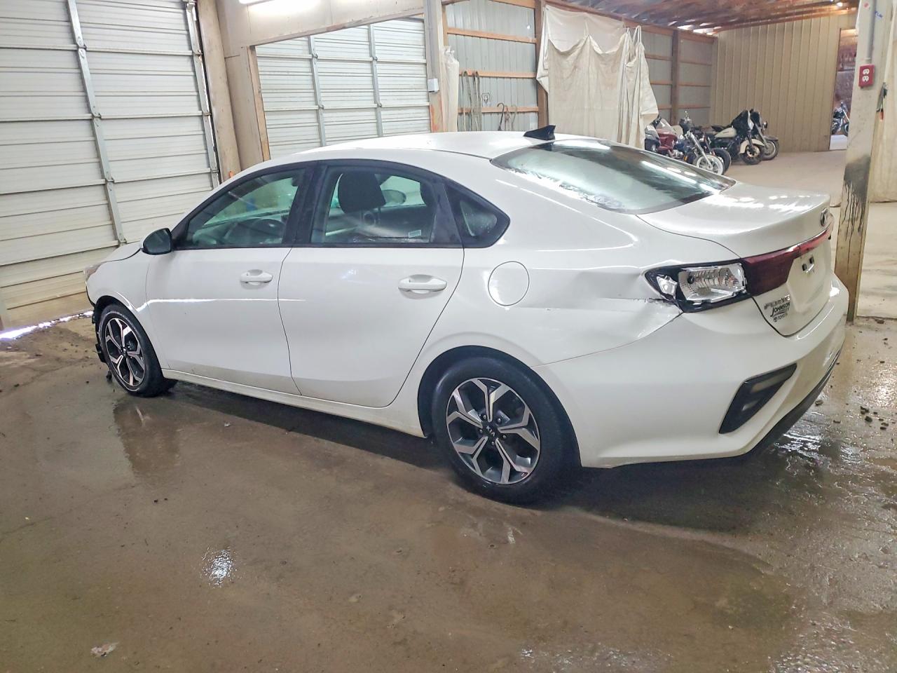2021 KIA FORTE LXS photo 3