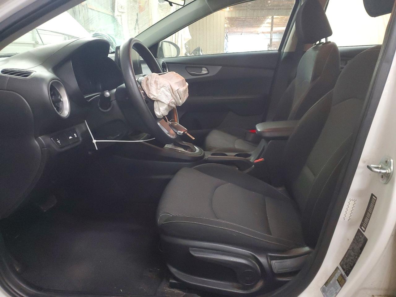2021 KIA FORTE LXS photo 13