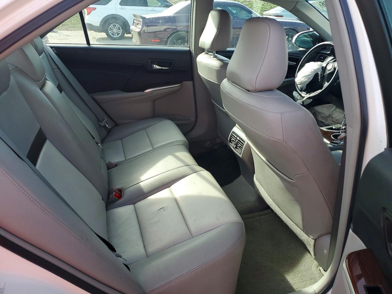 2013 TOYOTA CAMRY XLE photo 10