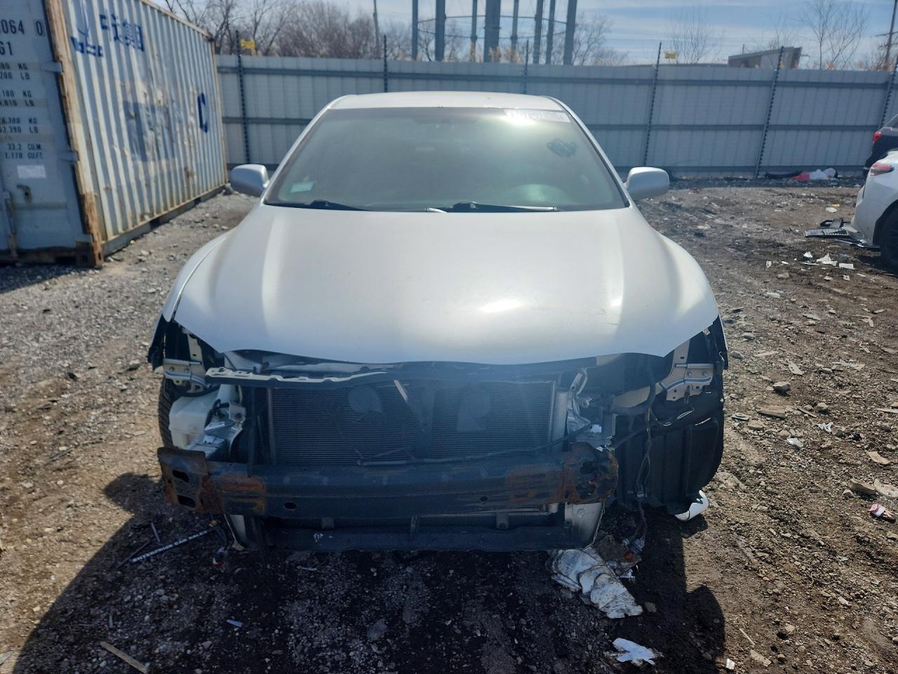 2009 TOYOTA CAMRY LE photo 5