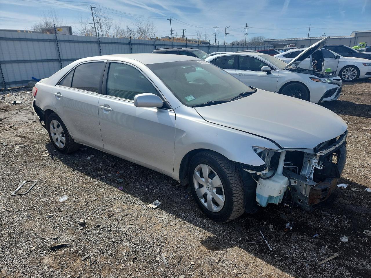 2009 TOYOTA CAMRY LE photo 4