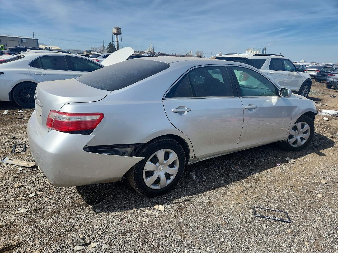 2009 TOYOTA CAMRY LE photo 3