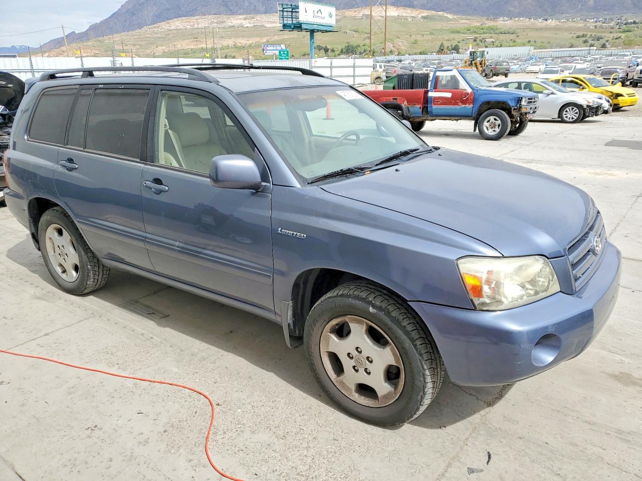 2005 TOYOTA HIGHLANDER LIMITED photo 7