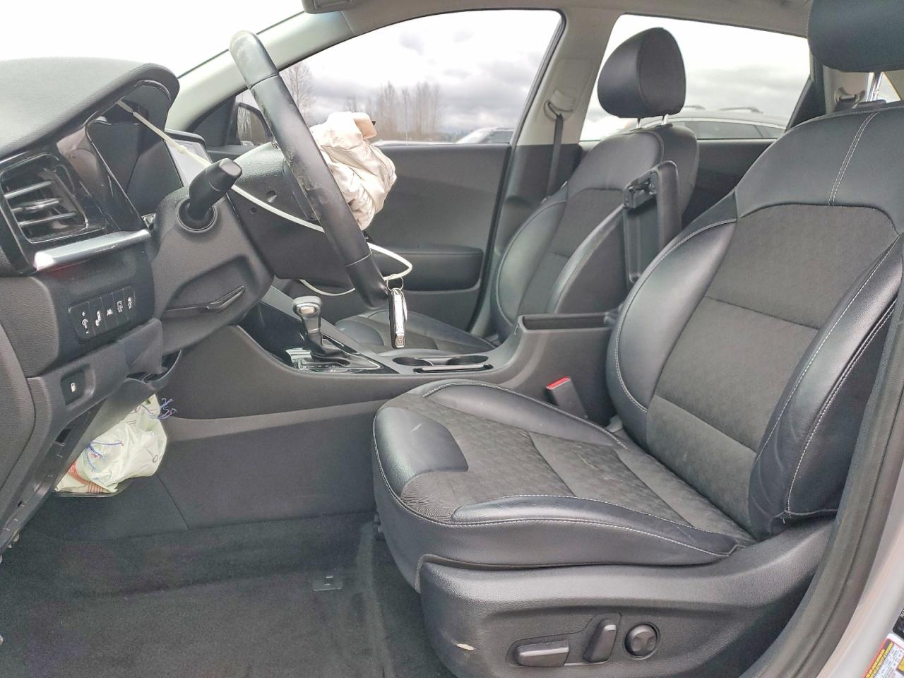 2022 KIA NIRO LXS SPECIAL EDITION photo 13