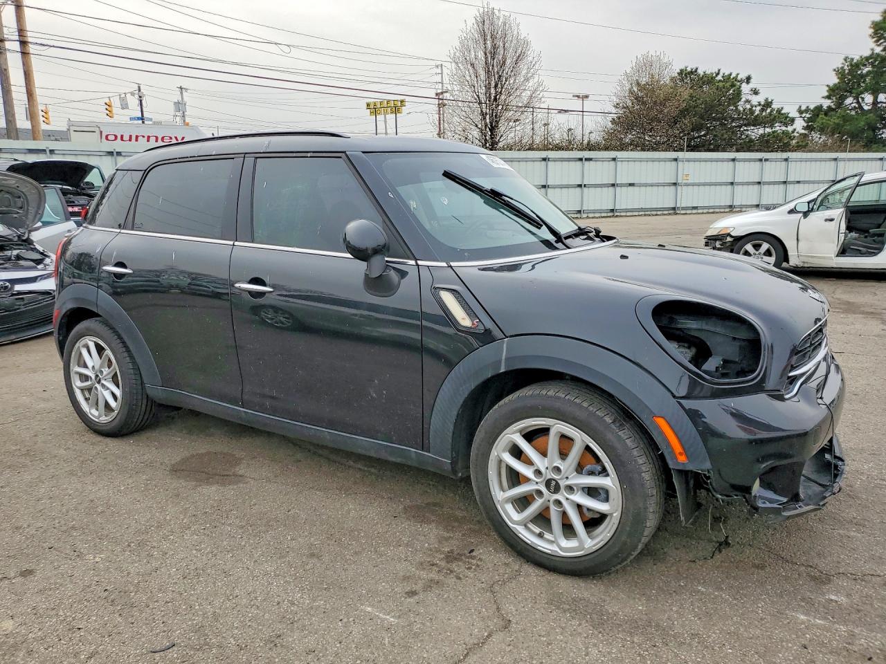 2016 MINI COOPER S COUNTRYMAN photo 4